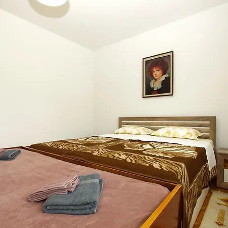 Apartment Fuer 5 Personen Ca 80 Qm In Fazana, Istrien Istrische Riviera Valbandon