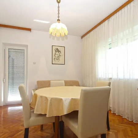 Fuer 5 Personen Ca 80 Qm In Fazana, Istrien Istrische Riviera Apartment Valbandon